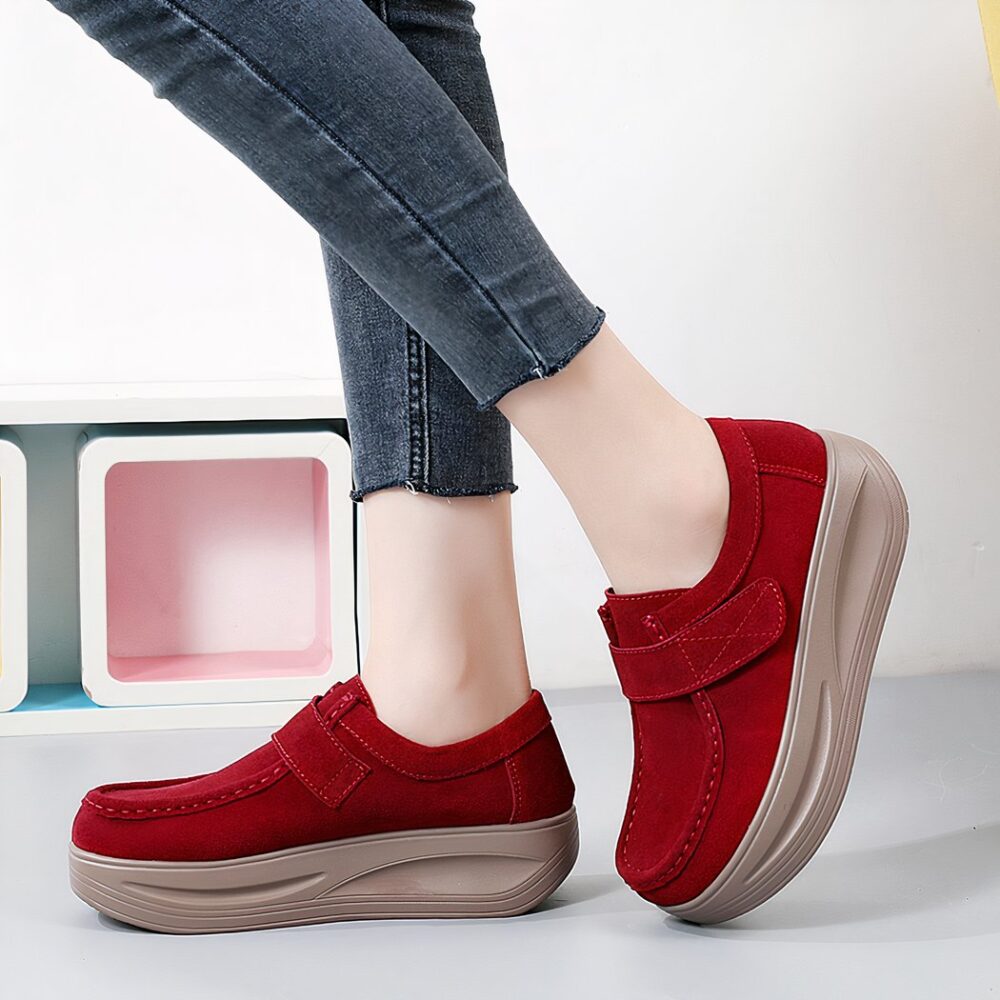 Suede-effect wedge loafers with velcro fastening for women - Image 3
