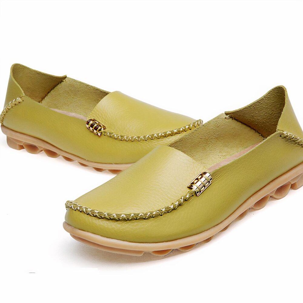 Women's flat moccasins in a variety of colors - Image 3
