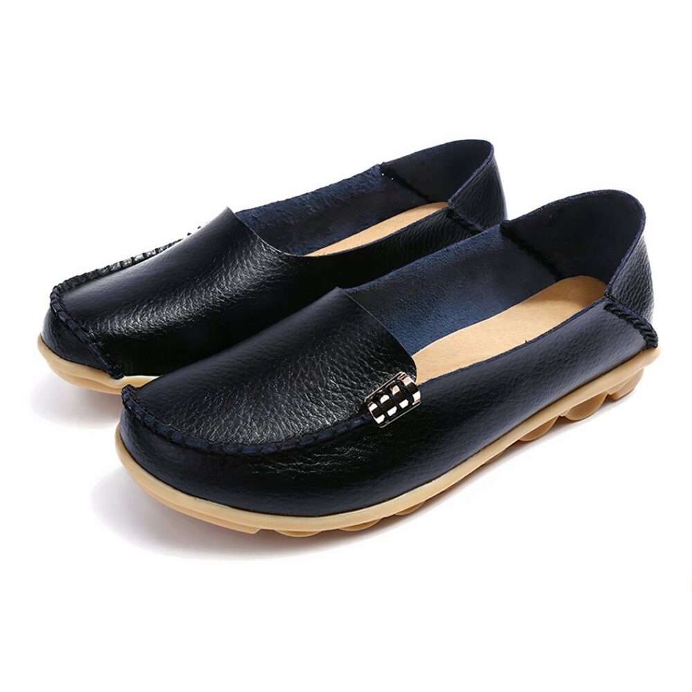 Women's flat moccasins in a variety of colors - Image 2