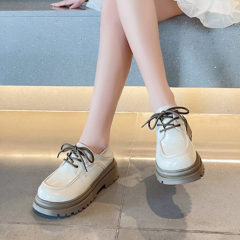 Women's lace-up platform loafers - Image 3