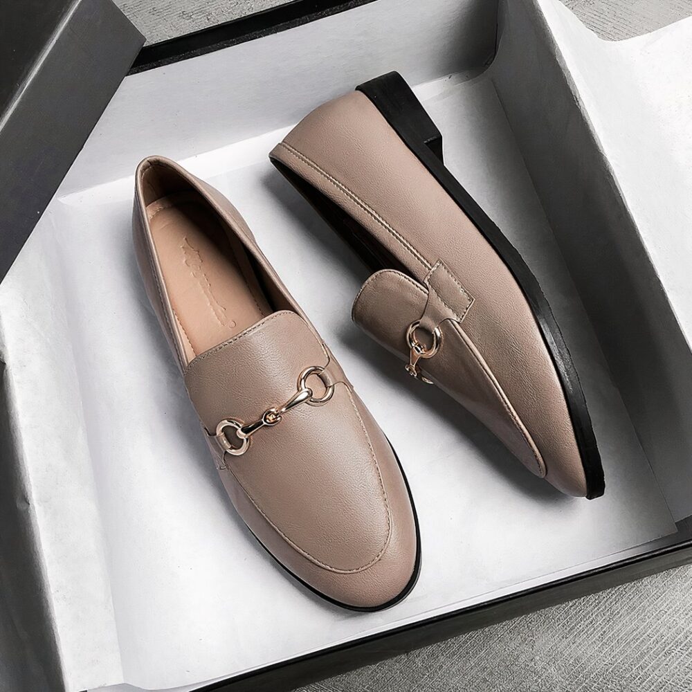 Women's moccasins in imitation leather with gold details - Image 2