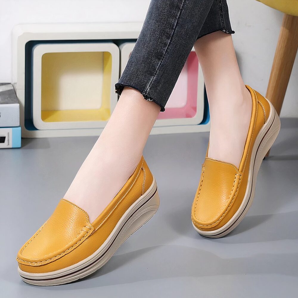 Women's platform loafers in synthetic leather - Image 2