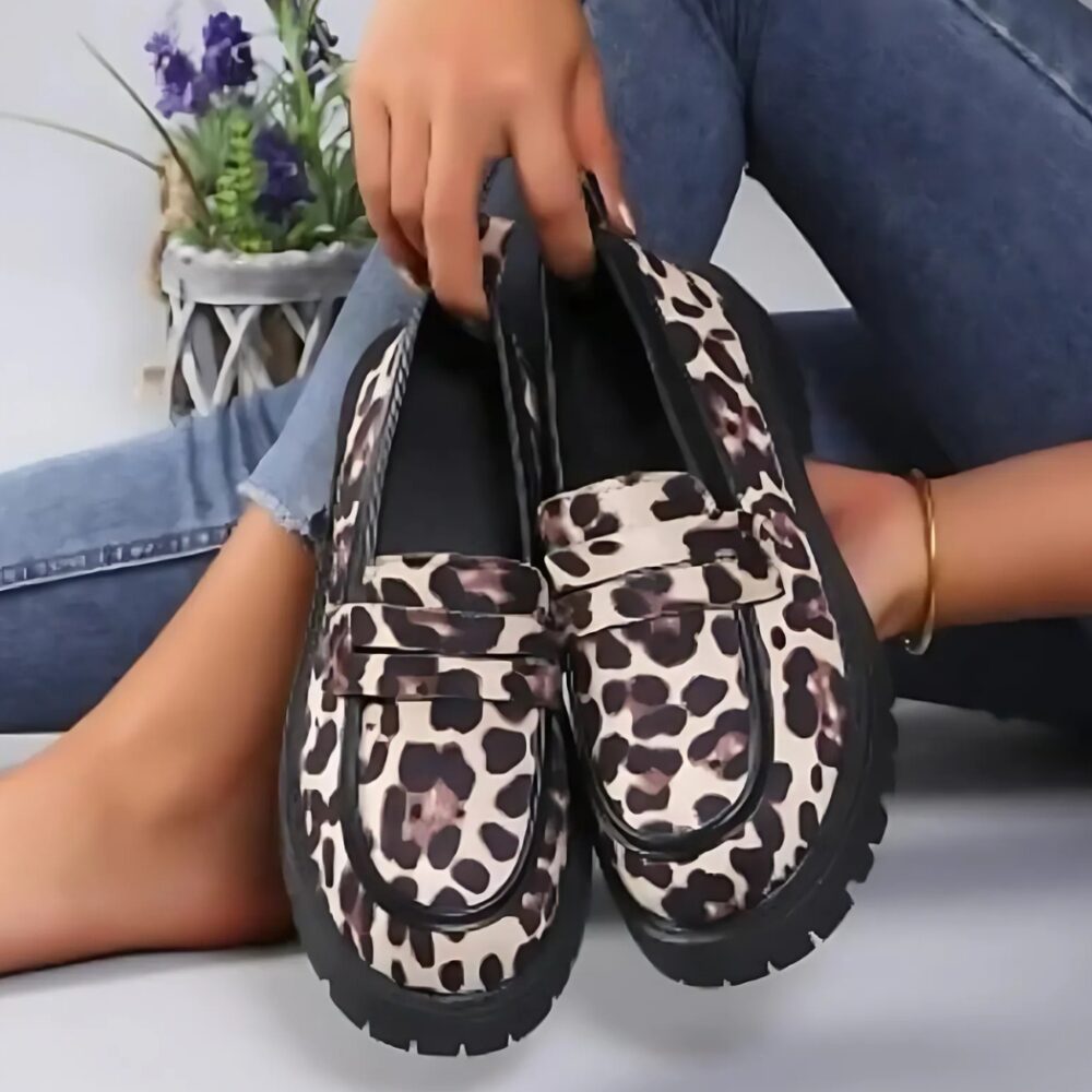Leopard loafers with thick soles for women - Image 7