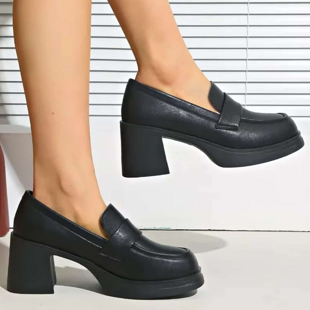 Women’s synthetic leather heeled loafers - Image 2