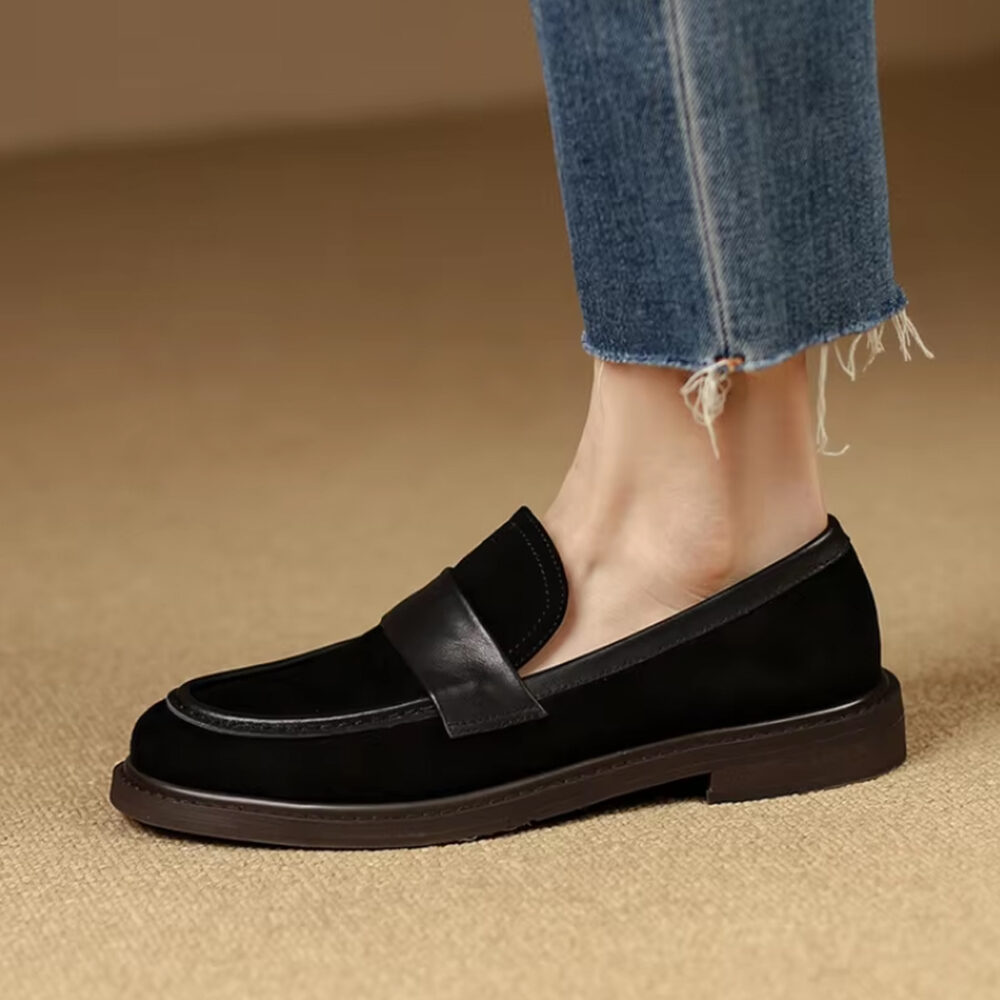 Elegant suede loafers for women - Image 9