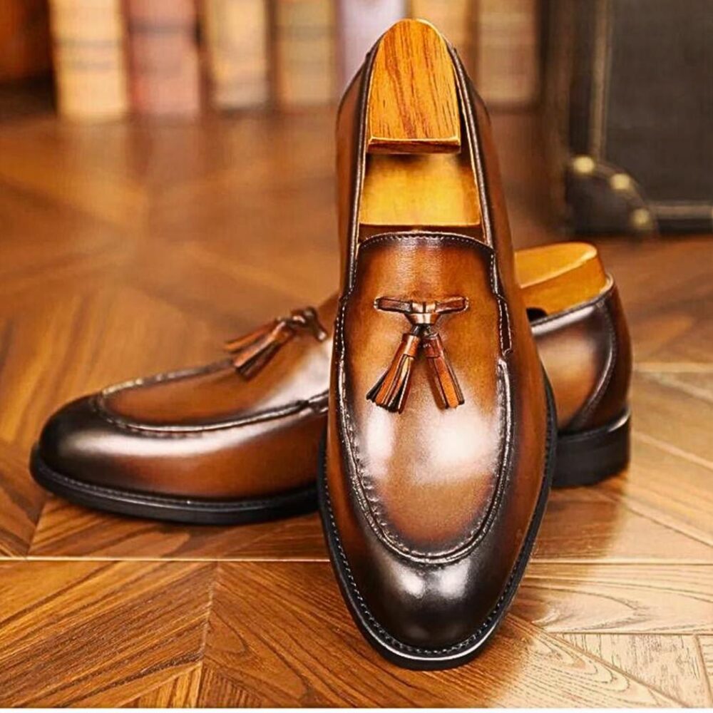Genuine leather dress loafers with tassels for men - Image 6