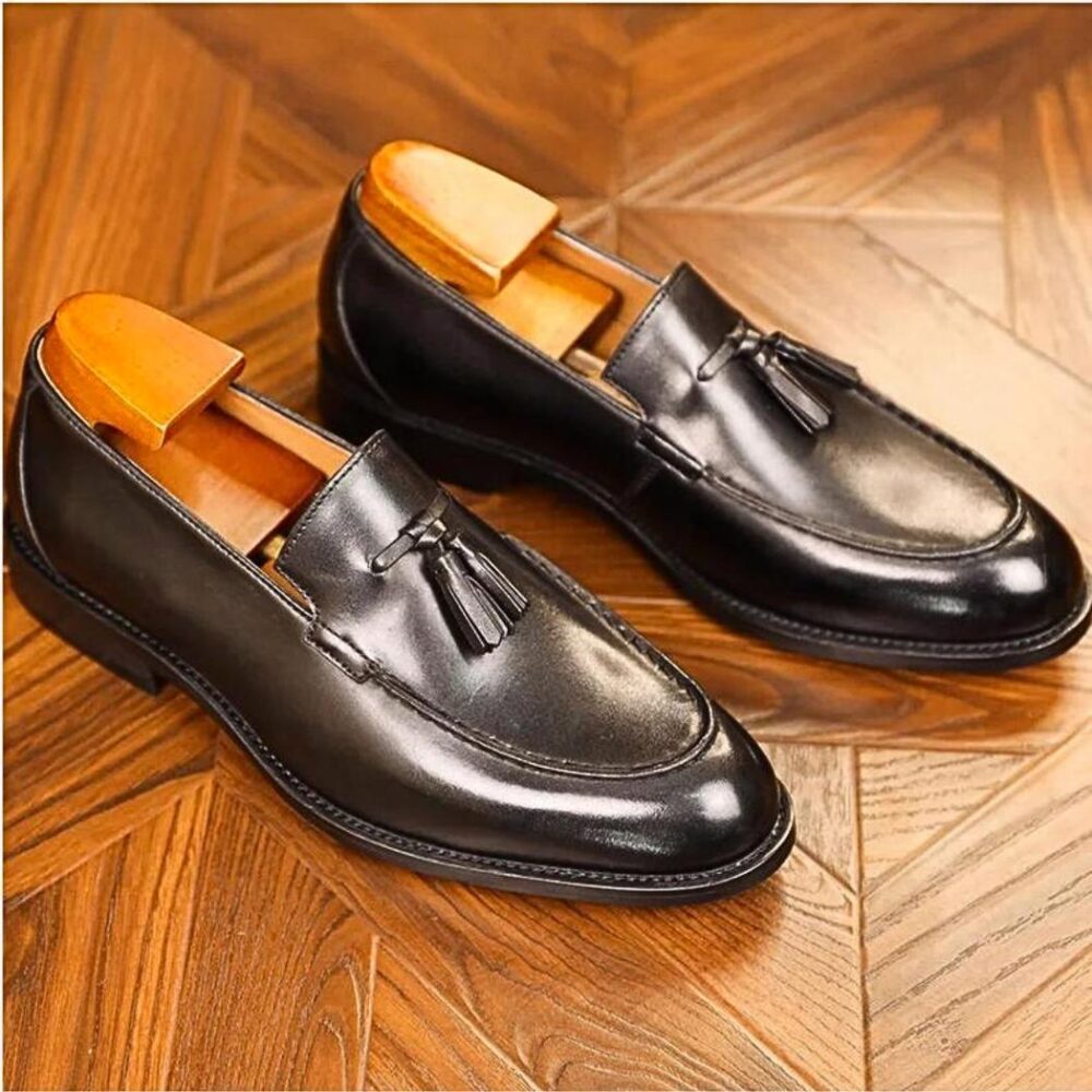 Genuine leather dress loafers with tassels for men - Image 5