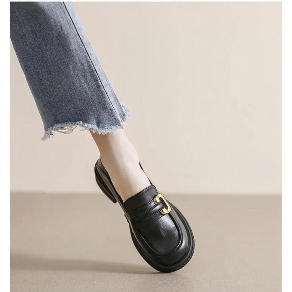 Soft elegant genuine leather loafers for women - Image 10