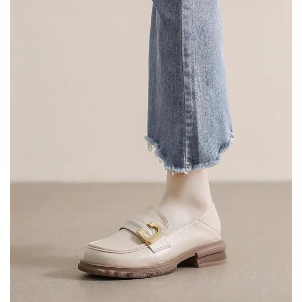 Soft elegant genuine leather loafers for women - Image 11