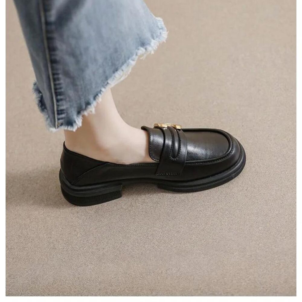 Soft elegant genuine leather loafers for women - Image 6