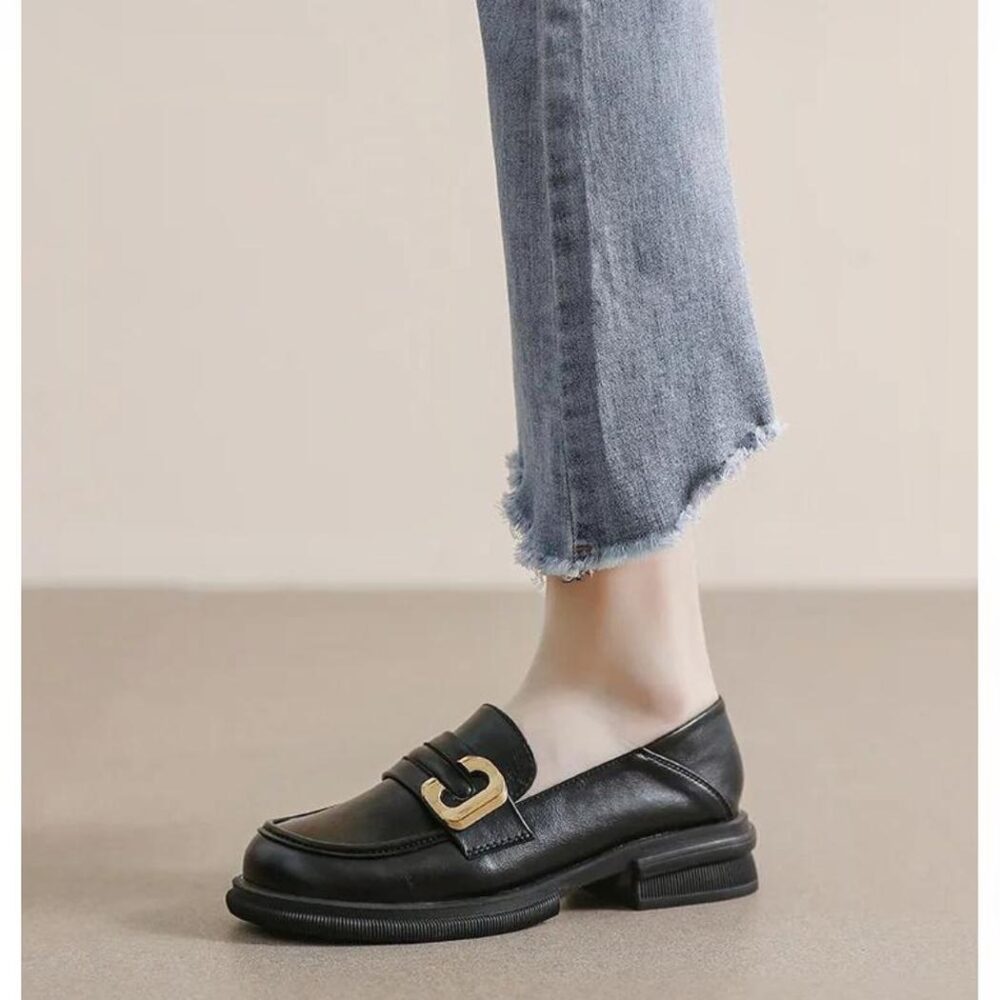 Soft elegant genuine leather loafers for women - Image 7