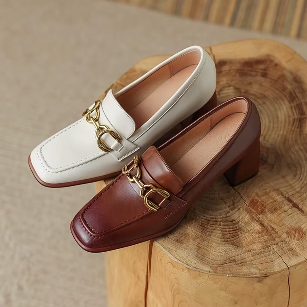 Vintage-style leather heeled loafers for women - Image 8
